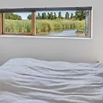Prázdninový dům Lakefront Luxury Retreat With Cozy Loft
